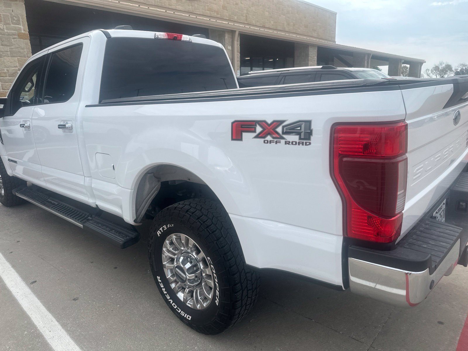 Used 2020 Ford F250 XLT w/ XLT Premium Package AWD/4WD image 3