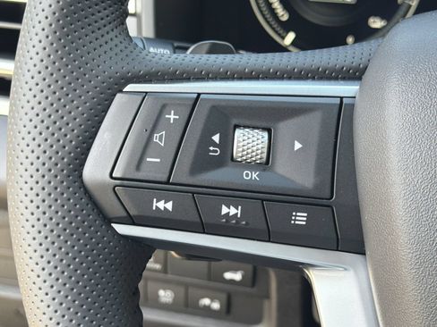 New 2026 Nissan Rogue Platinum AWD/4WD image 11