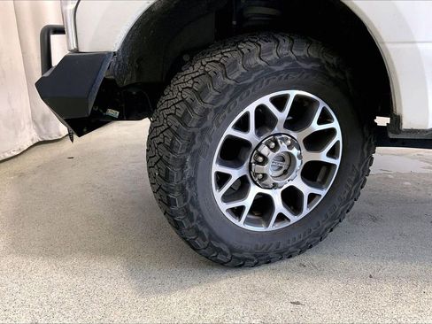 Used 2022 Ford F250 Lariat w/ Lariat Ultimate Package AWD/4WD image 20