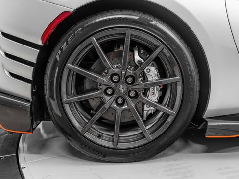 Certified 2023 Ferrari 812 Competizione image 14