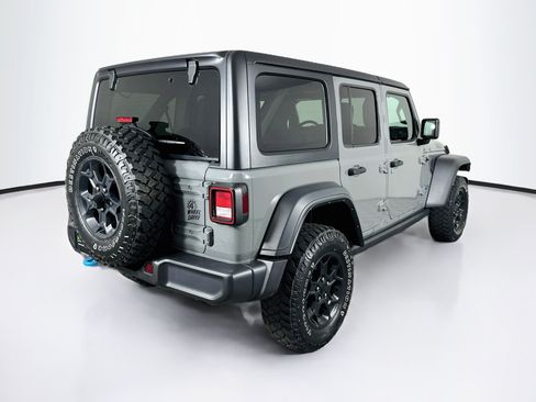 Used 2023 Jeep Wrangler Unlimited w/ Cold Weather Group AWD/4WD image 9