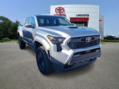 New 2025 Toyota Tacoma TRD Sport image 1