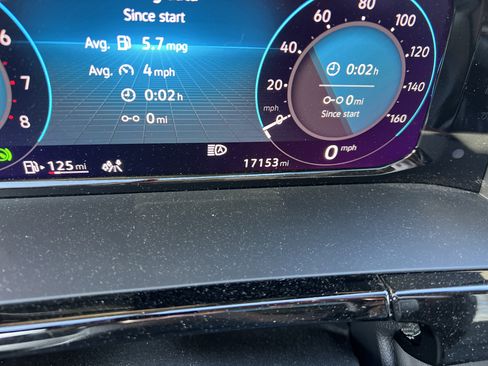 Certified 2025 Volkswagen Atlas SE w/ Panoramic Sunroof Package image 21