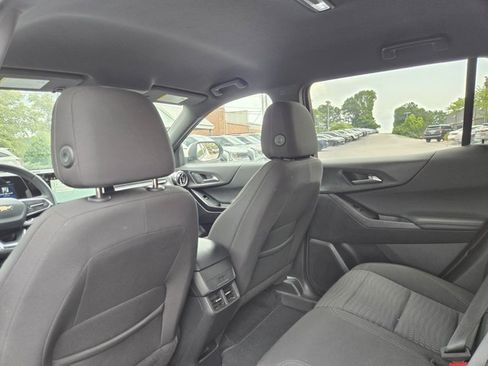 Used 2025 Chevrolet Equinox LT FWD image 15