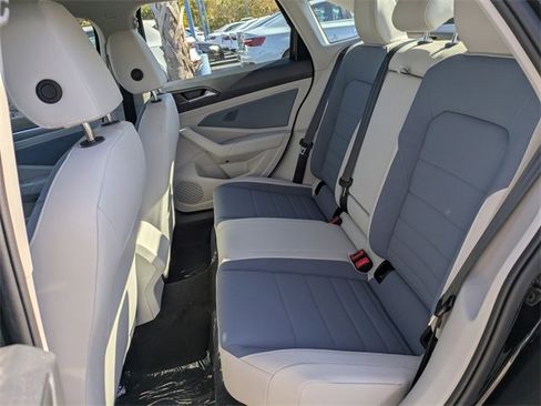 New 2026 Volkswagen Jetta SE image 13