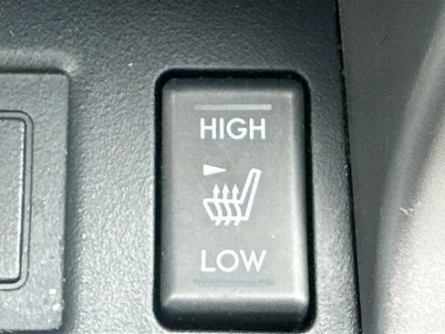 Used 2017 Subaru Forester 2.5i Premium image 26