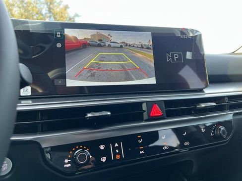 New 2026 Kia Sorento LX FWD image 20