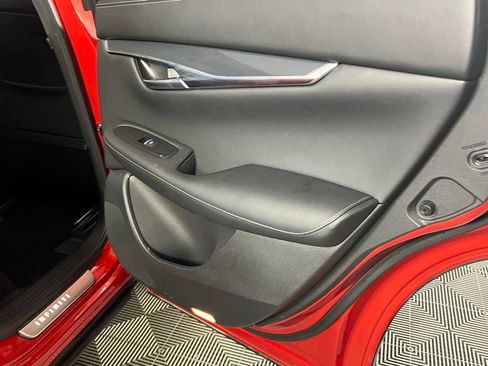 Used 2024 INFINITI QX50 Sport image 32