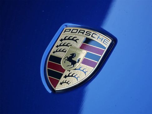 Used 2025 Porsche Macan image 21