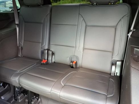 Used 2022 GMC Yukon Denali AWD/4WD image 14
