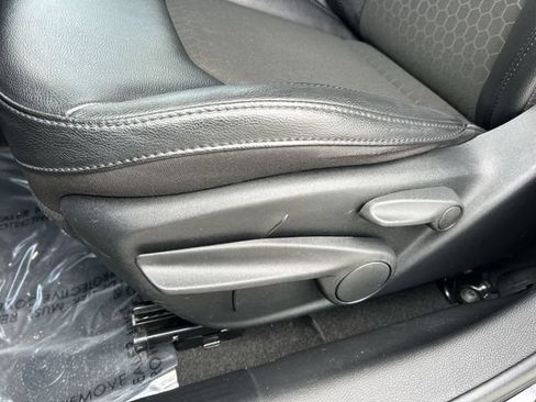 Certified 2021 Jeep Compass Latitude FWD image 19