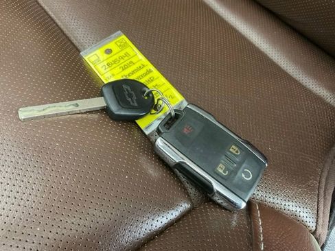 Used 2019 Chevrolet Silverado 2500 High Country w/ Duramax Plus Package image 53