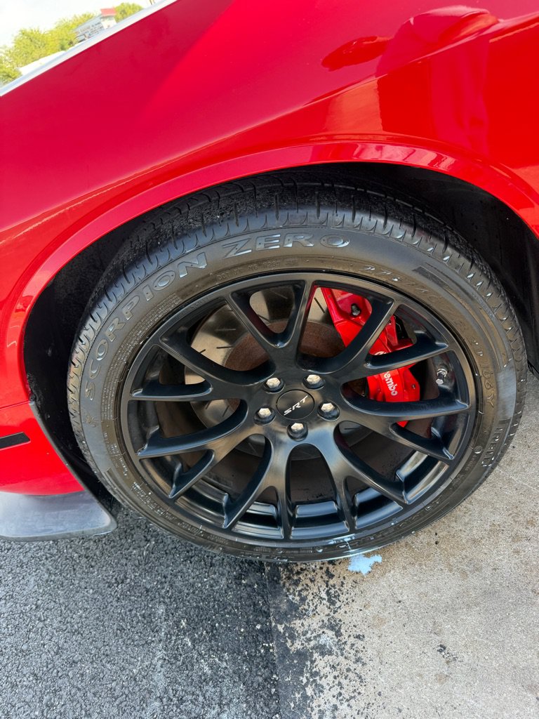 Used 2015 Dodge Challenger SRT Hellcat RWD image 20