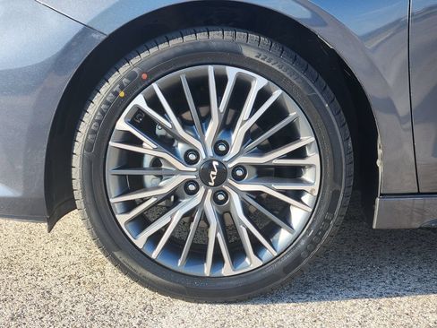 Used 2024 Kia Forte GT-Line w/ GT-Line Premium Package FWD image 8