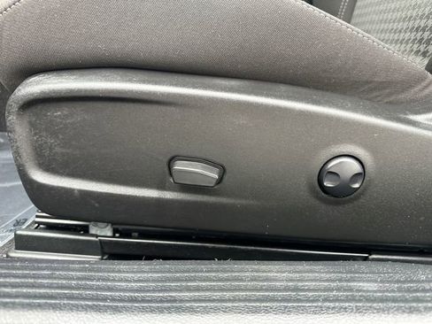 Used 2023 Dodge Challenger SXT w/ Blacktop Package image 25