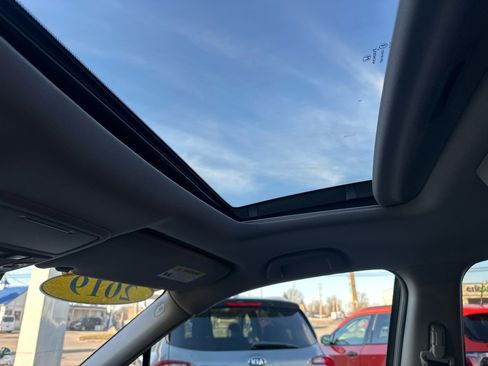 Used 2019 Honda Pilot Elite image 41