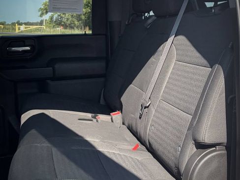 Used 2022 Chevrolet Silverado 2500 Custom w/ Custom Convenience Package AWD/4WD image 21