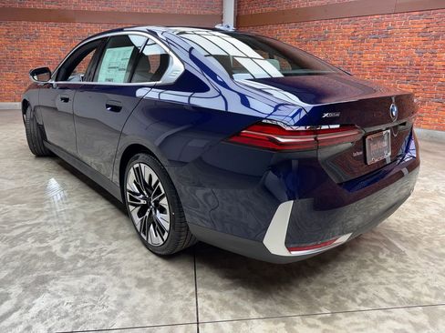 New 2026 BMW 530i xDrive w/ Premium Package AWD/4WD image 2