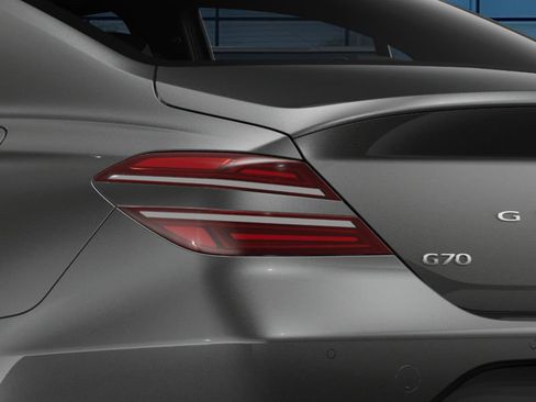 Used 2026 Genesis G70 2.5T Prestige image 10