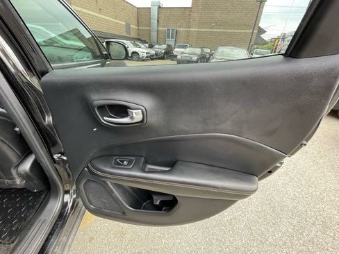 Used 2020 Jeep Compass Latitude AWD/4WD image 20