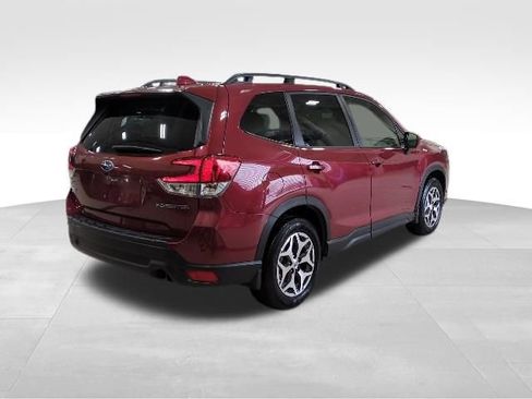 Certified 2023 Subaru Forester Premium image 15