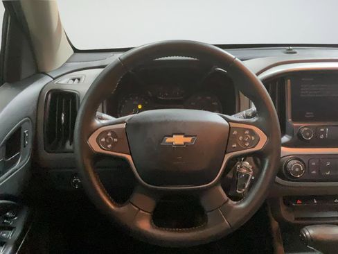 Used 2020 Chevrolet Colorado LT RWD image 13