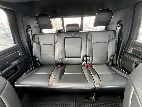 New 2026 RAM 2500 Laramie AWD/4WD image 36