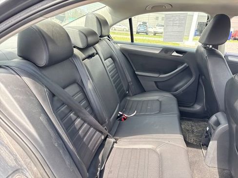Used 2014 Volkswagen Jetta SEL image 12
