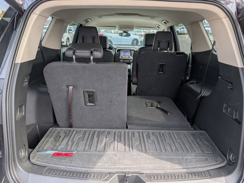 Used 2018 GMC Acadia Denali w/ Technology Package AWD/4WD image 18