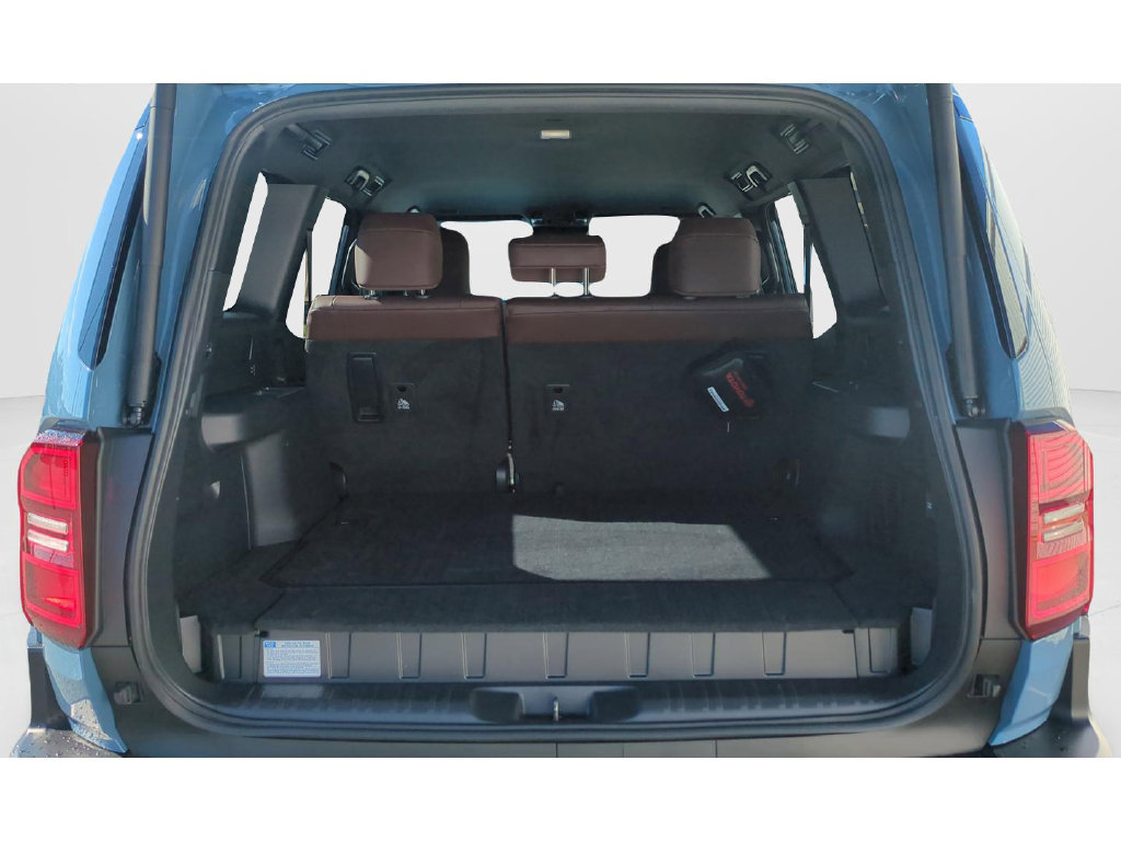 Used 2025 Toyota Land Cruiser AWD/4WD image 9