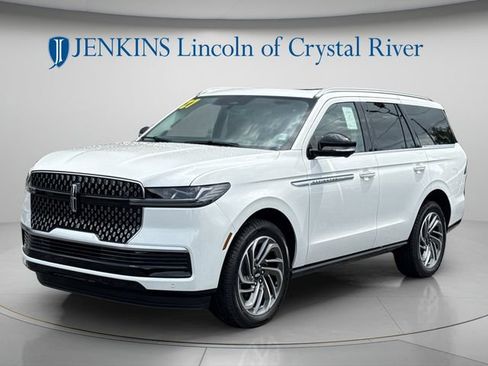 New 2027 Lincoln Navigator Reserve AWD/4WD image 10