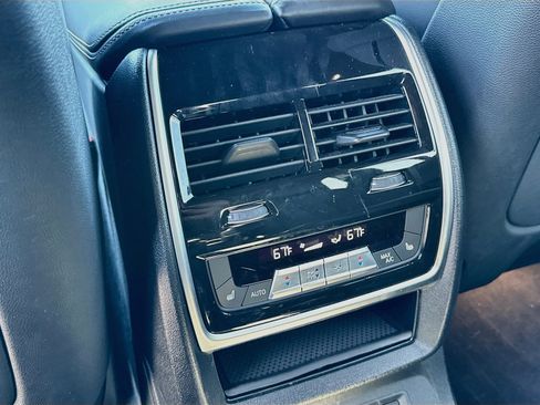 Used 2024 BMW X7 xDrive40i w/ Executive Package AWD/4WD image 27