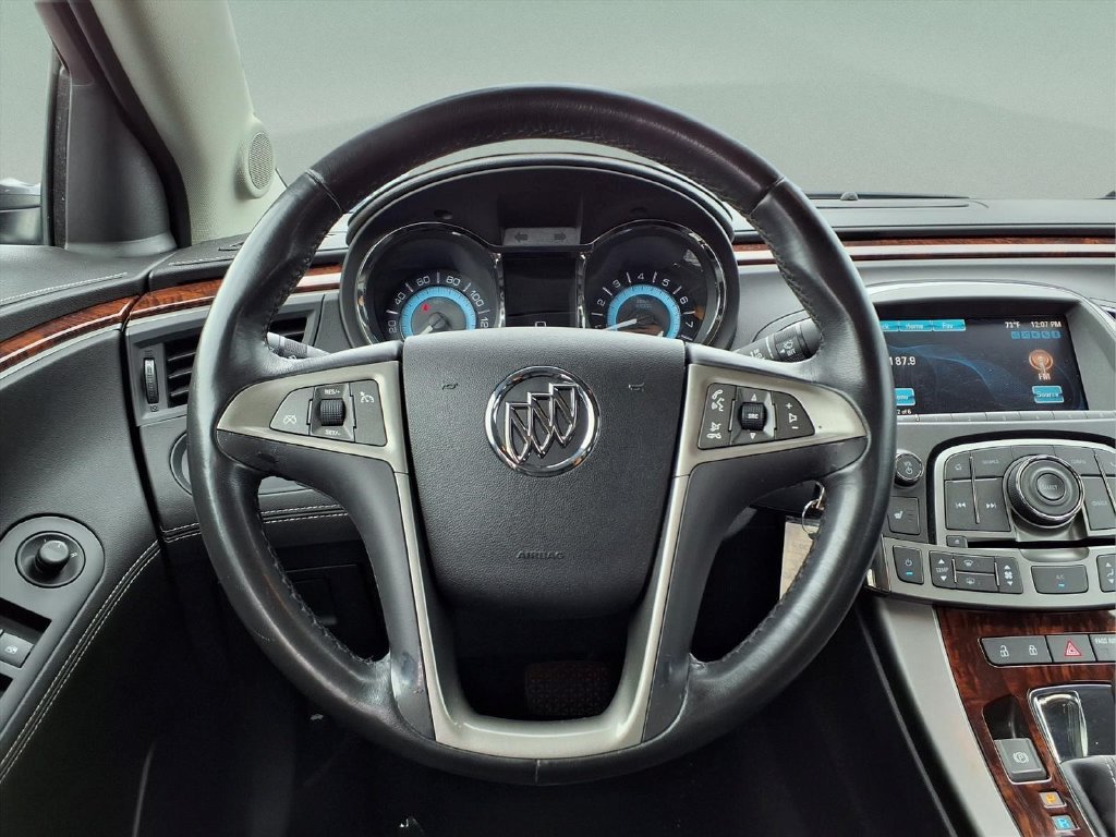 Used 2013 Buick LaCrosse Leather FWD image 16