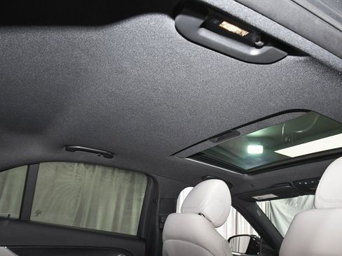 Used 2022 Mercedes-Benz E 450 4MATIC Sedan w/ Night Package image 56