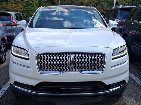 Used 2022 Lincoln Nautilus Reserve w/ Equipment Group 201A image 2