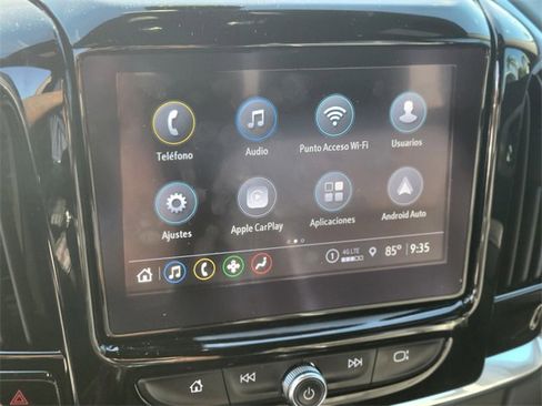 Used 2023 Chevrolet Traverse LT image 25