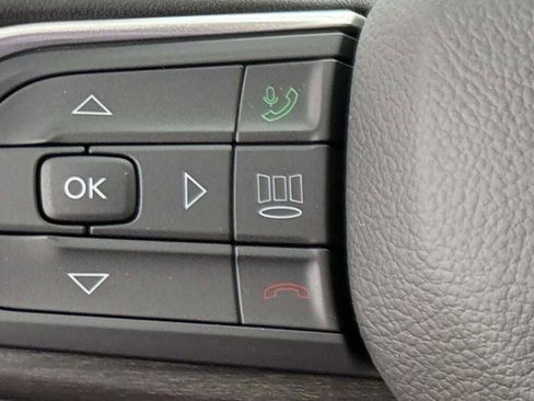 New 2026 Jeep Grand Cherokee Altitude image 40