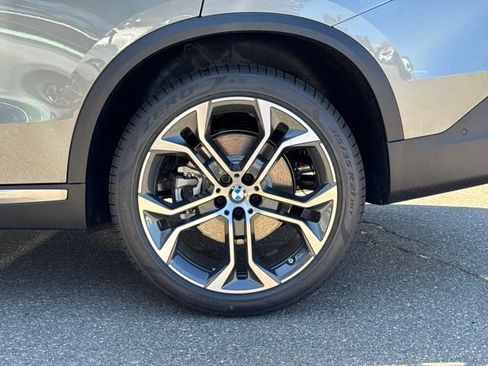 New 2026 BMW X5 sDrive40i w/ Premium Package RWD image 14