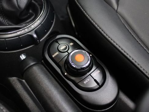 Used 2017 MINI Cooper Convertible FWD image 17