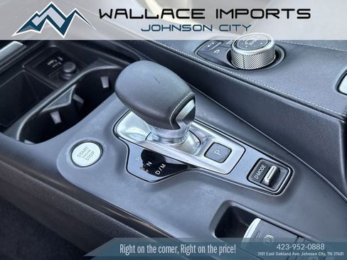 Used 2019 INFINITI QX50 Luxe w/ Navigation Package AWD/4WD image 18