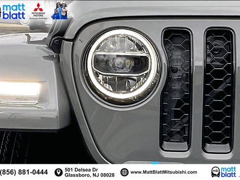 Used 2022 Jeep Wrangler Unlimited Sahara image 28