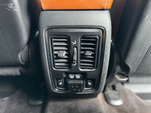 Used 2017 Jeep Grand Cherokee SRT AWD/4WD image 30