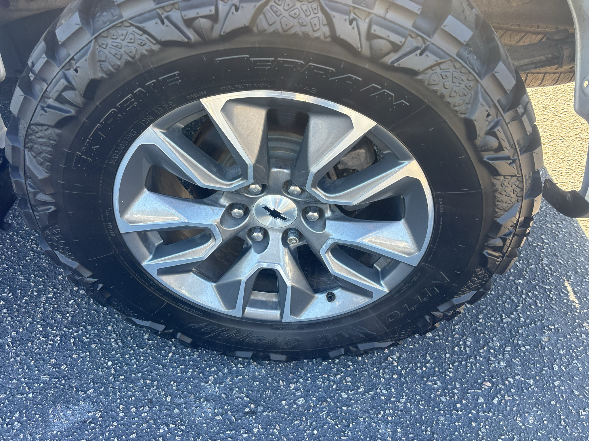 Used 2019 Chevrolet Silverado 1500 RST w/ All-Star Edition AWD/4WD image 9