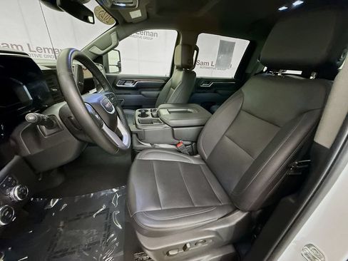 Used 2025 GMC Sierra 2500 SLT AWD/4WD image 24