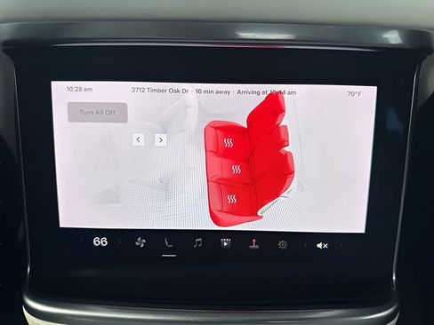 Used 2022 Tesla Model S image 14