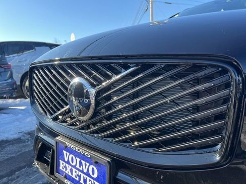 New 2026 Volvo XC60 T8 Ultra w/ Protection Package Premier AWD/4WD image 12