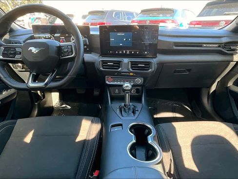 Used 2024 Ford Mustang Coupe image 15