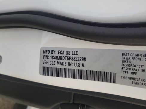 Used 2023 Jeep Grand Cherokee L Overland w/ Luxury Tech Group IV image 9