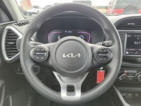 Used 2024 Kia Soul LX w/ Option Group 015 image 19