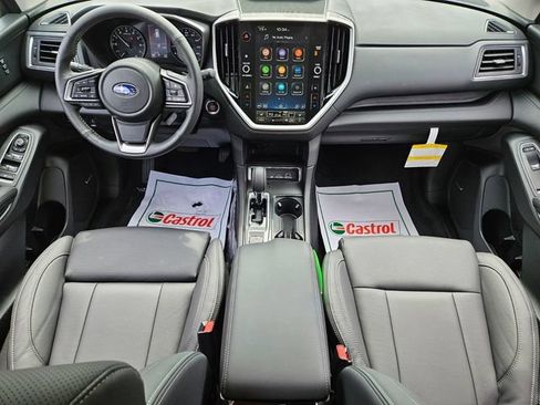 Used 2025 Subaru Ascent Limited AWD/4WD image 9
